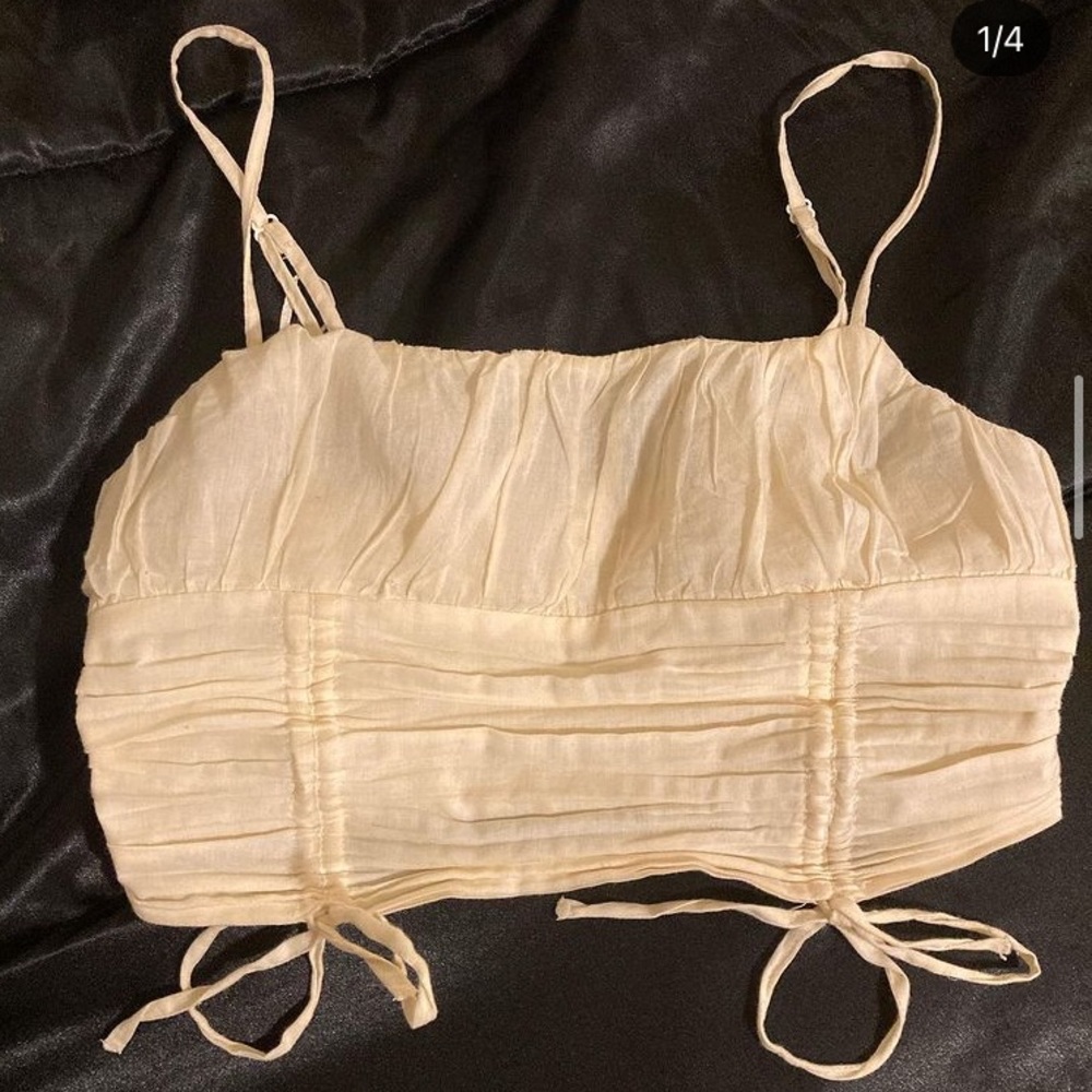 Urban Outfitter cute top